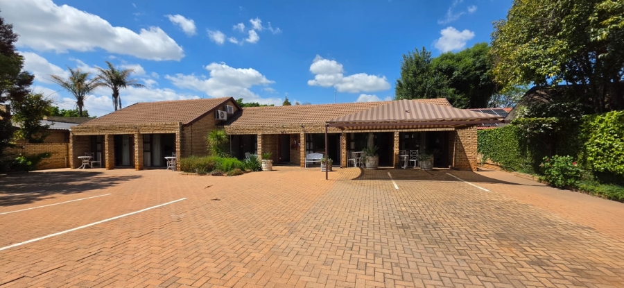 Commercial Property for Sale in Flamwood North West